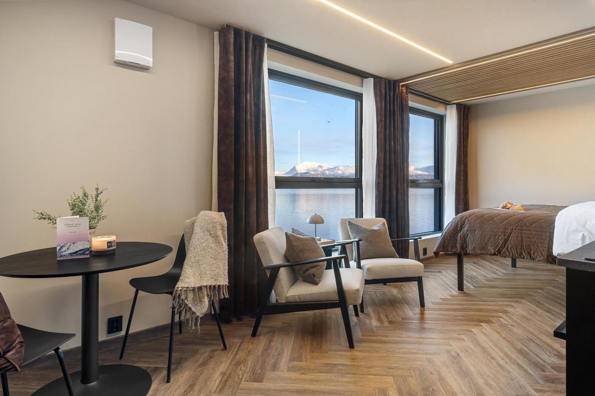 Steam Pier Apartment