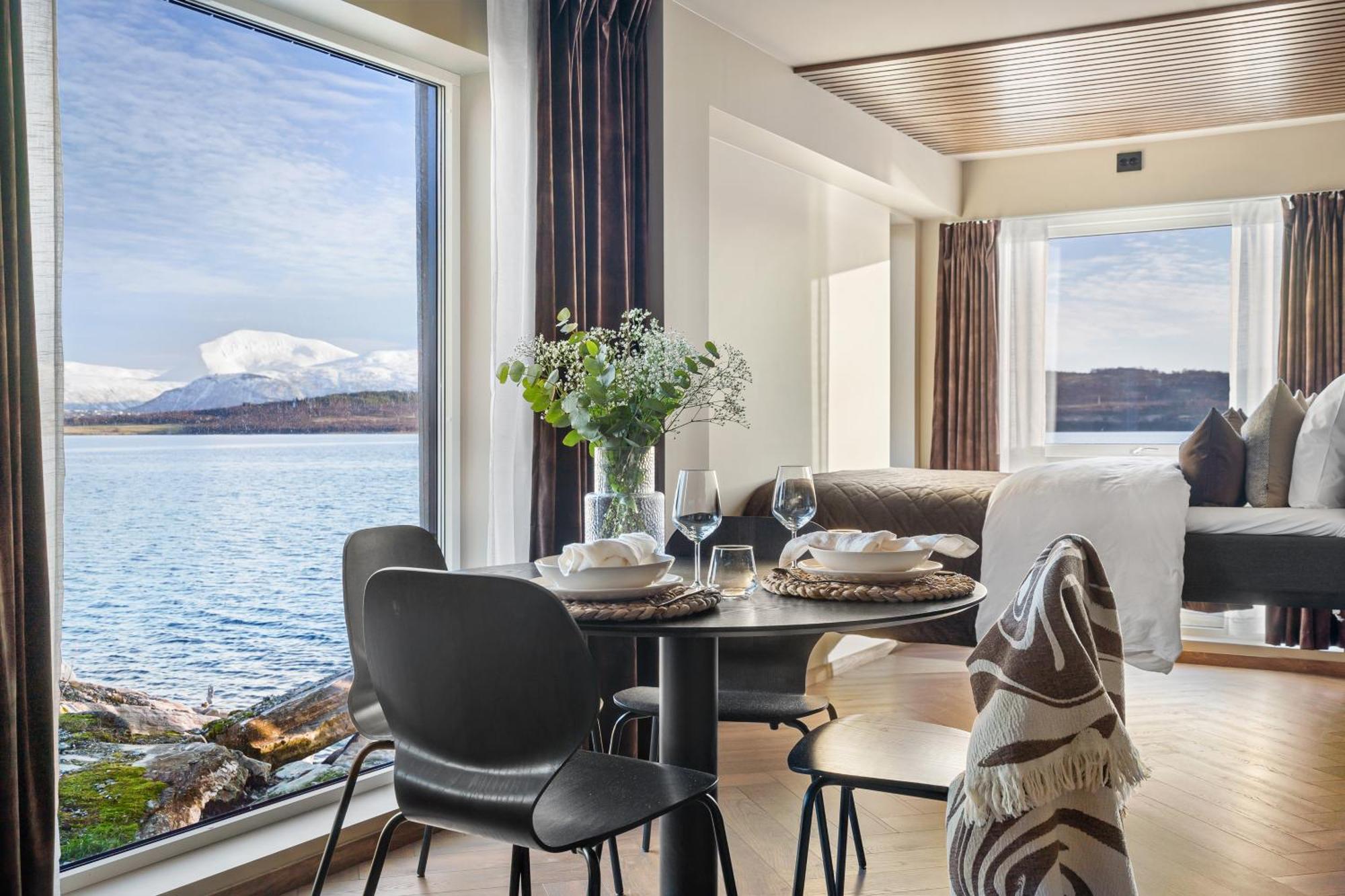 Apartment Steam Pier *