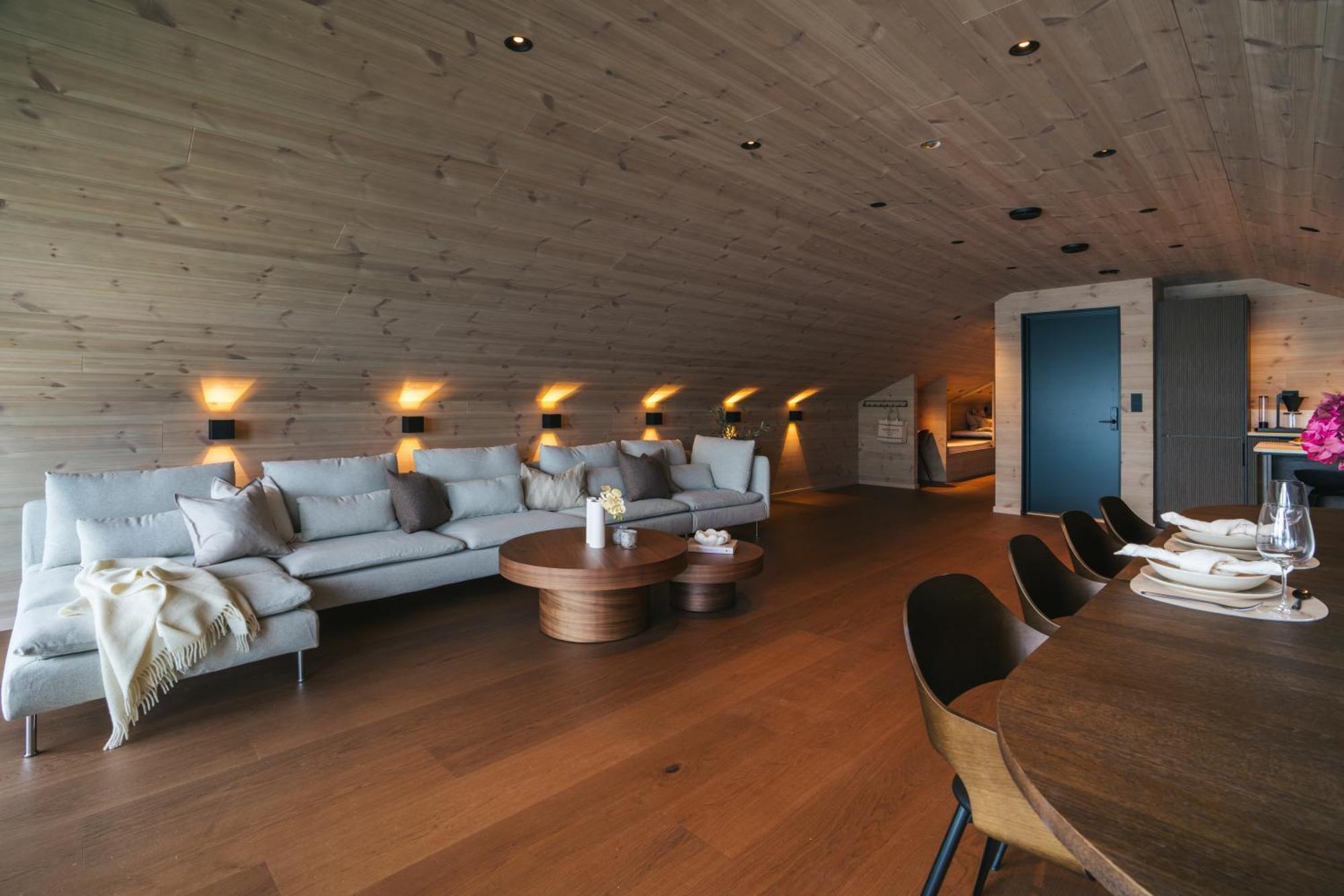 Apartment Steam Pier *